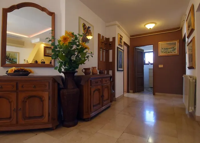 Lejlighed Gallery Premium 99 Near Ammphiteatre With Garage 5 Days And More Gratis *